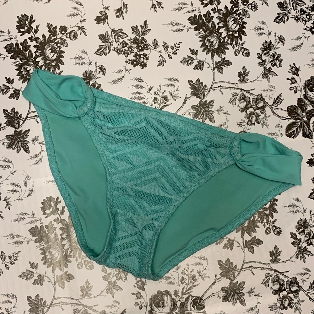 Malibu Dream Girl Bathing Suit Bottoms - Small